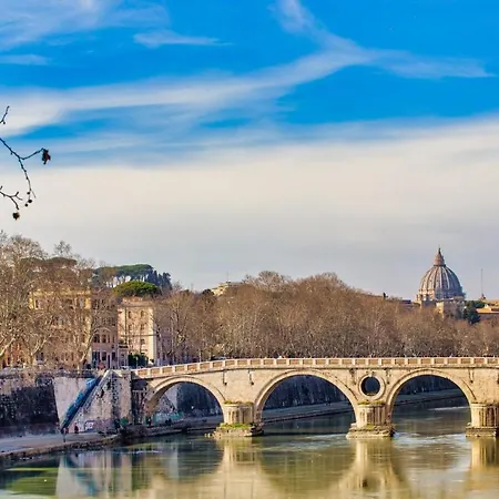 Happy Trastevere In Rome Exterior photo
